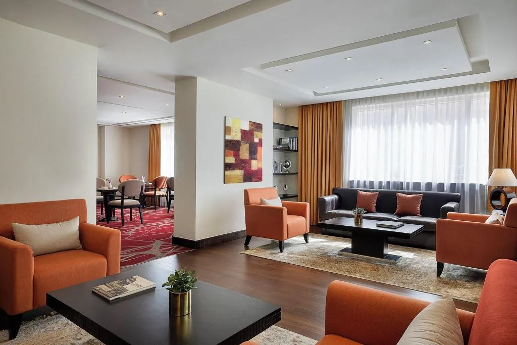 SUITE CLUB Room, Radisson Blu Hotel Dubai Barsha Heights, Dubai