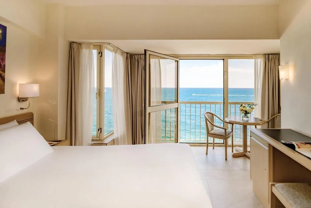 Double or Twin SEA VIEW Room, Diplomat, Malta