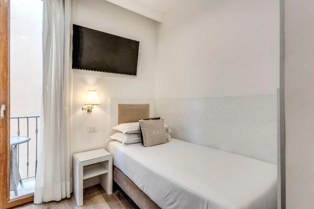 Room, Sorrento City, Naples