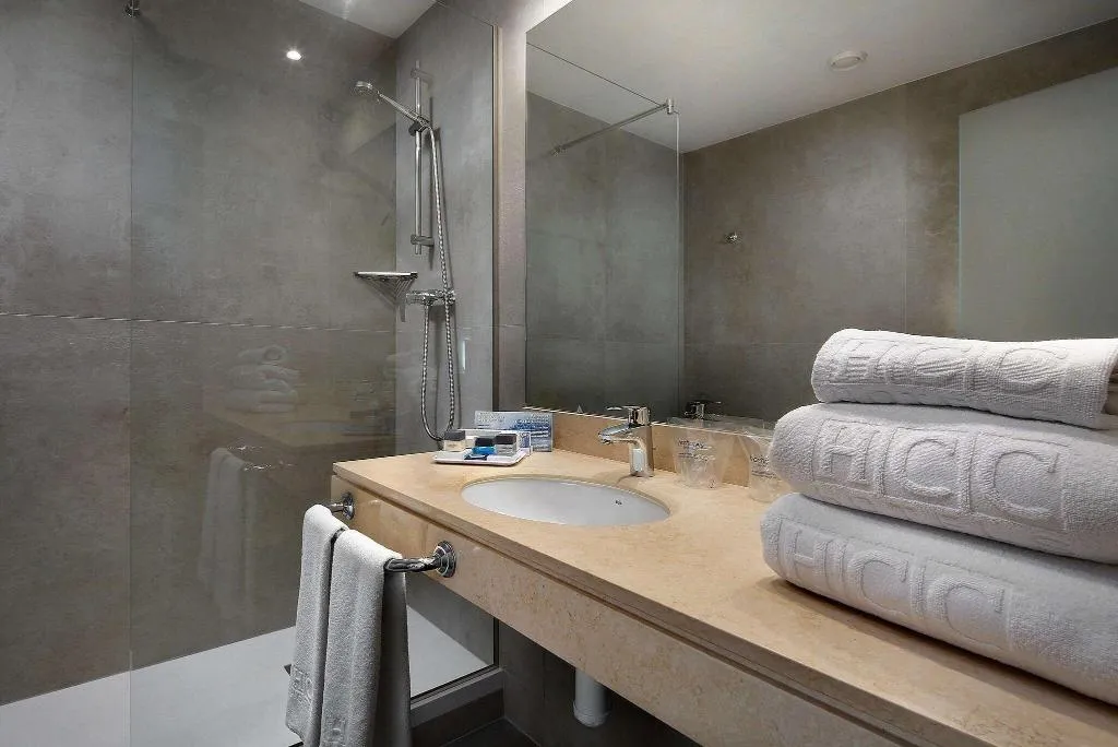 TWIN STANDARD Room, Hcc Montblanc, Barcelona