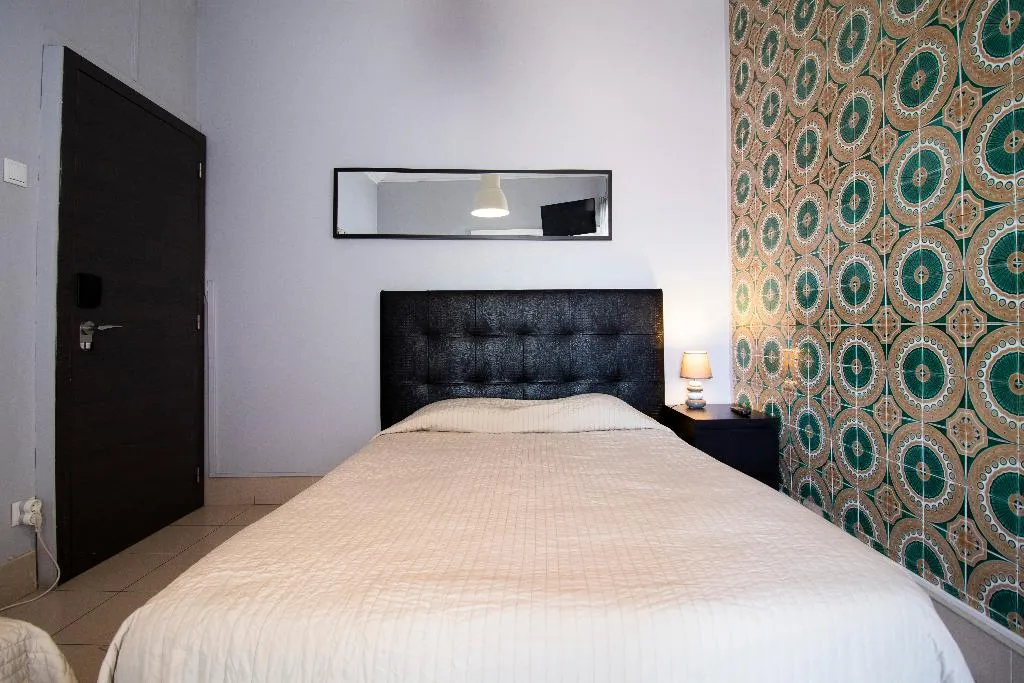 TRIPLE STANDARD Room, V Dinastia, Lisbon