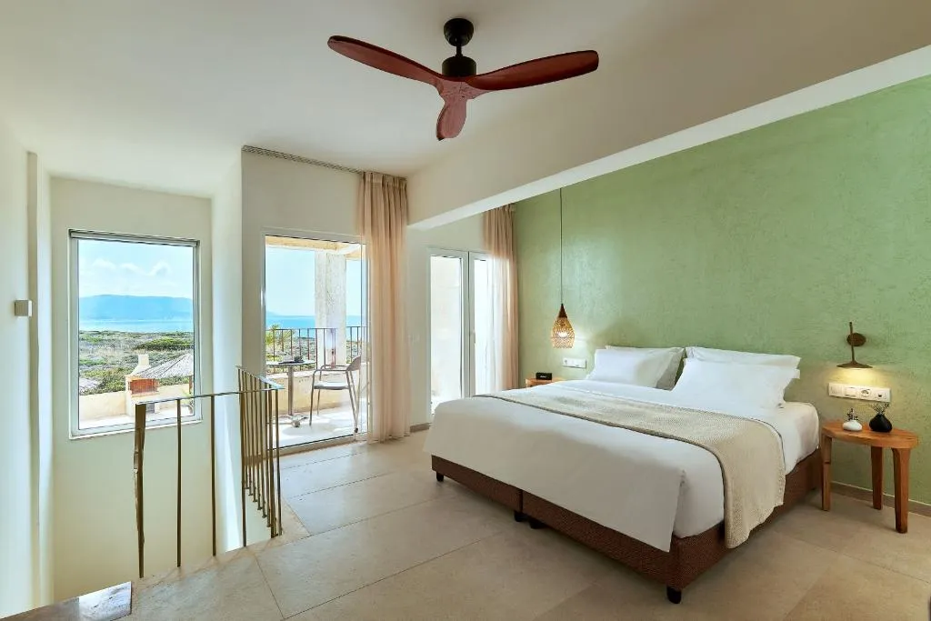 Room WITH JACUZZI Room, Vasia Sea Retreat, Crete