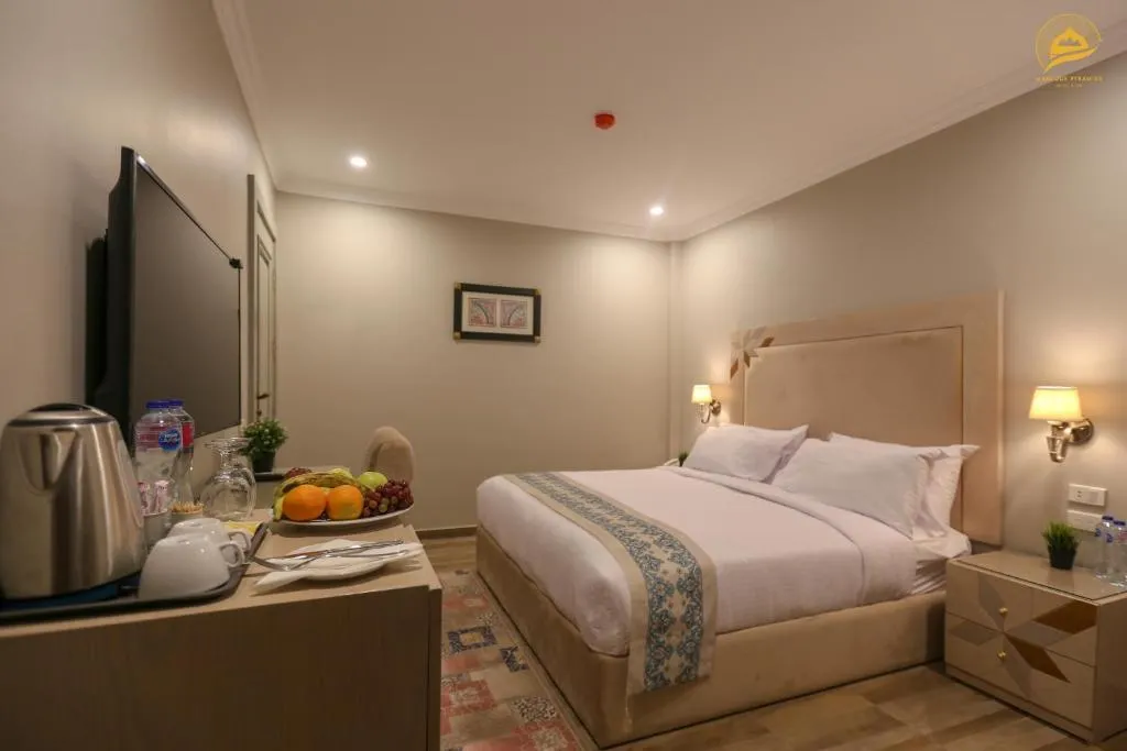 Room, Mamluk Pyramids Hotel, Cairo