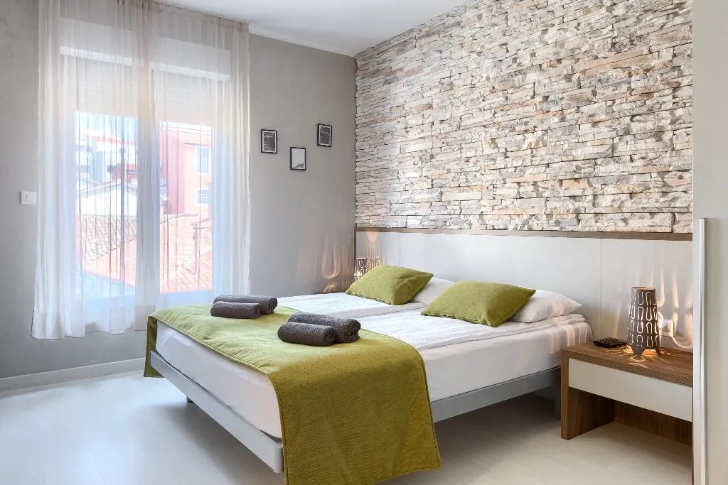 DOUBLE SUPERIOR Room, Pula City Center Accommodation, Istria