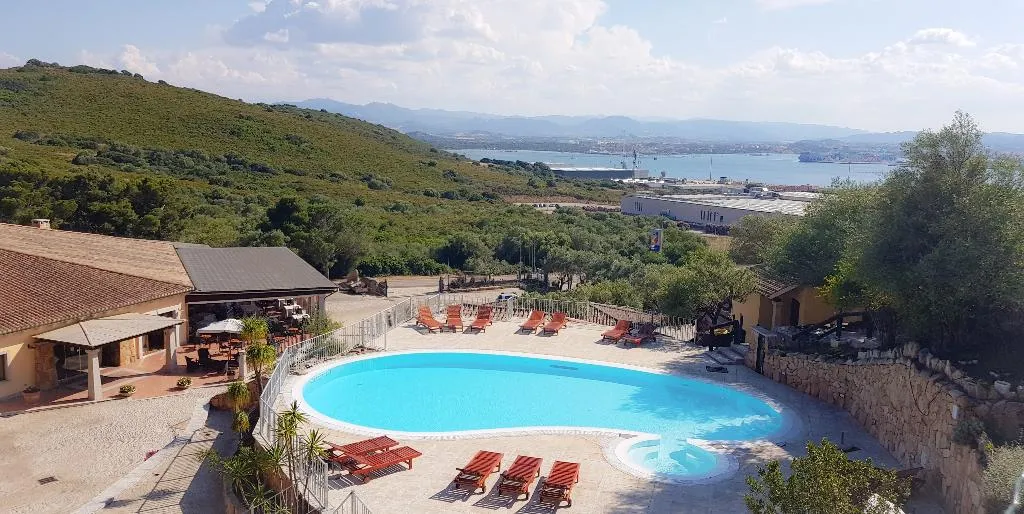 Pool, LH Pozzo Sacro, Olbia