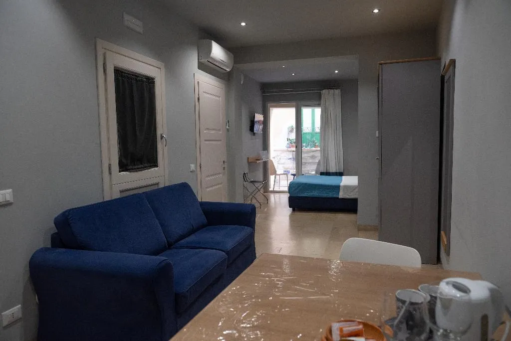 JUNIOR SUITE WITH BALCONY Room, Zibibbo Suites & Rooms, Palermo