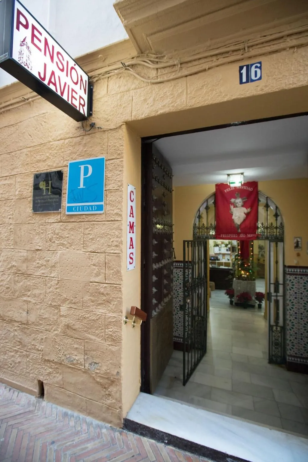 General view, Pensión Javier, Seville