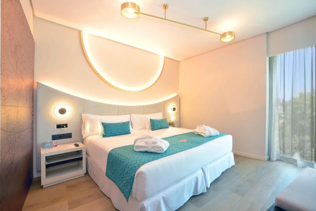 Room, Barcelo Sevilla Renacimiento, Seville