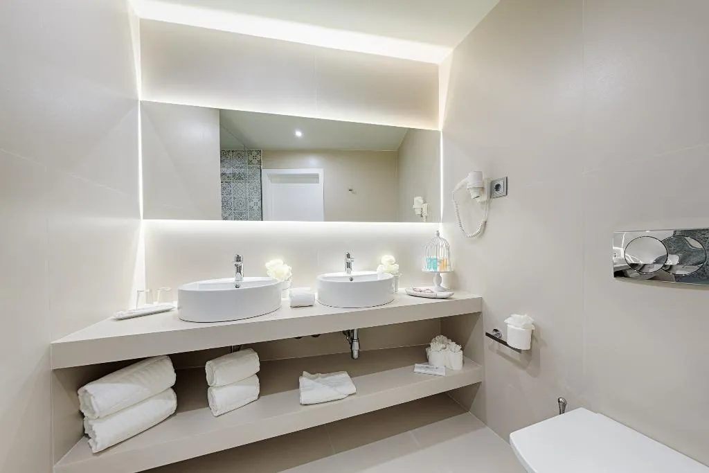 TRIPLE SUPERIOR Room, Hotel Cristal Porto, Porto
