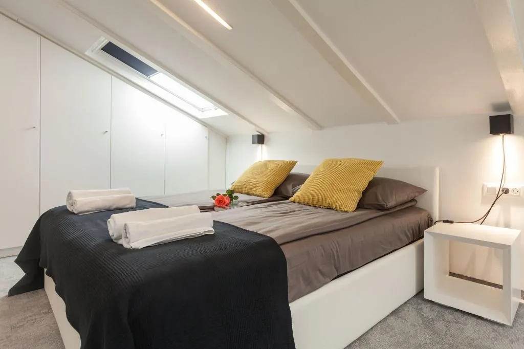 Room, Villa Castrum, Istria