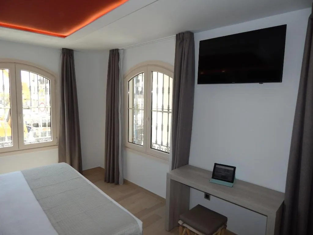 Room, Hostal Doña Carmen, Costa Del Sol