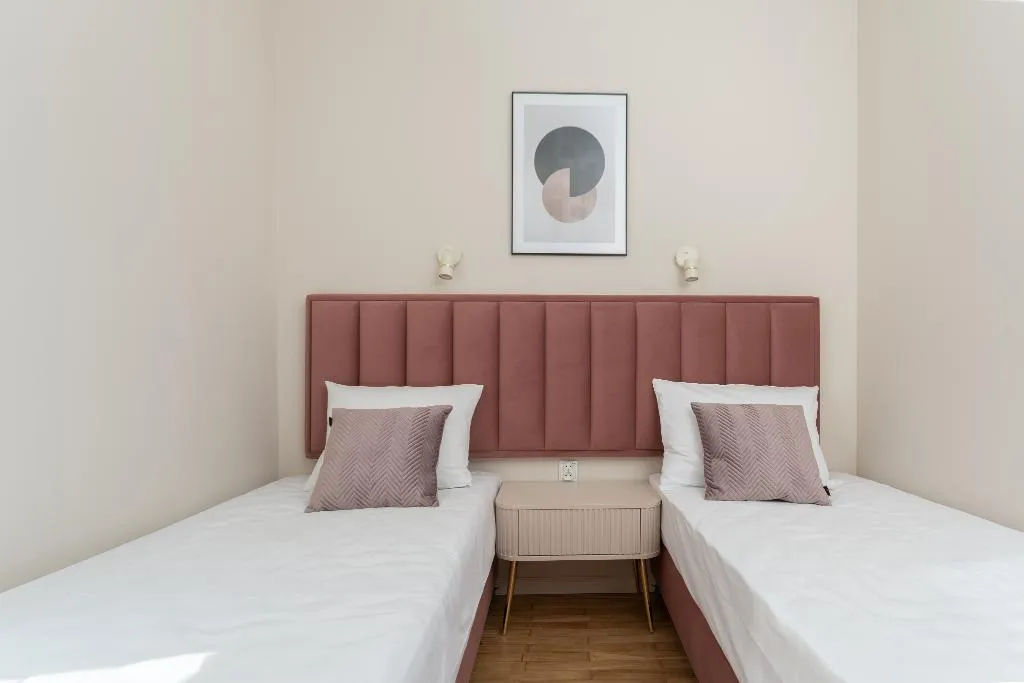 SUITE DELUXE TWO BEDROOM Room, Erasmus Student Apartments - Krakow Old Town, Krakow