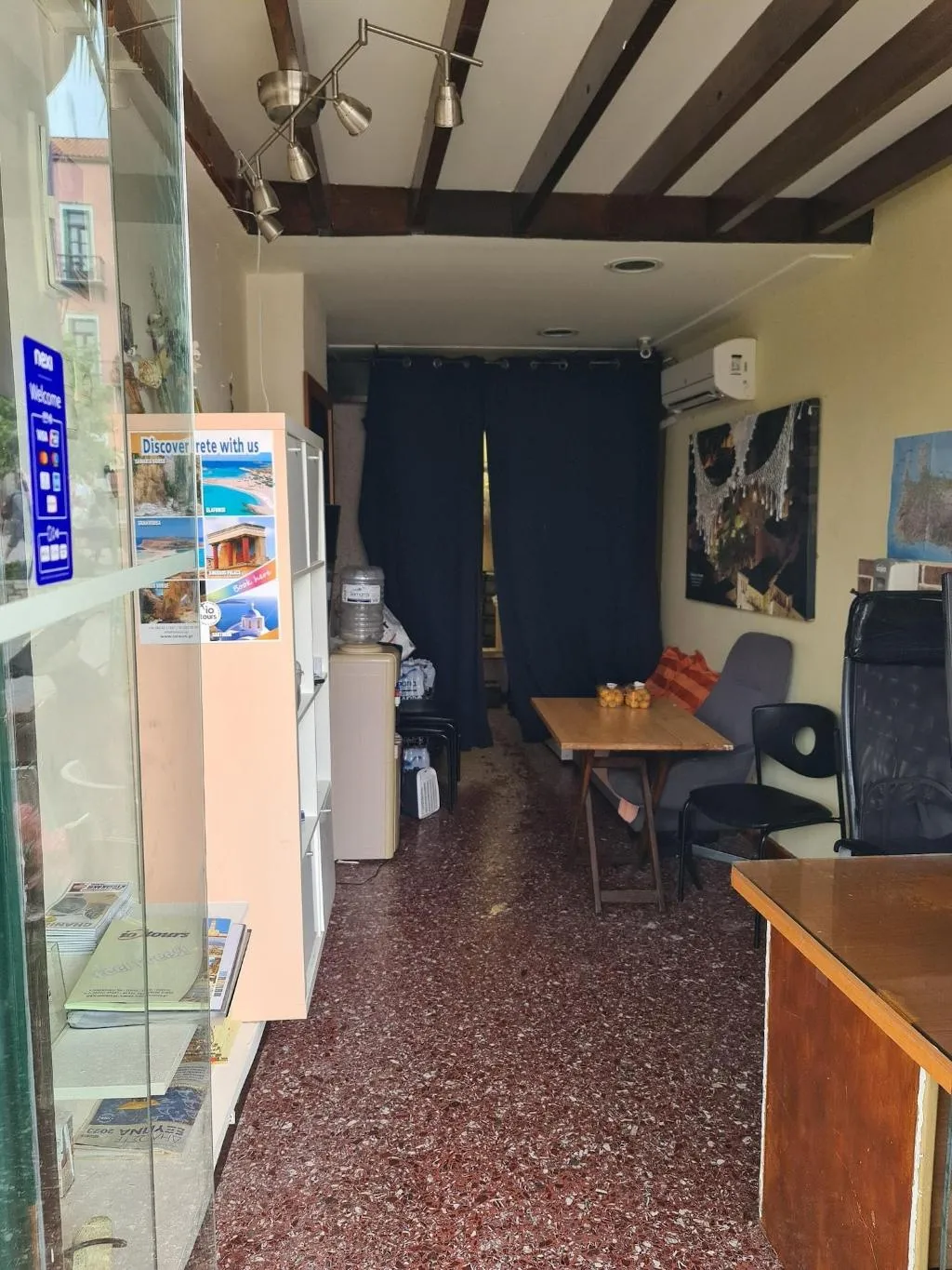 Lobby, Nikolas Rooms, Crete