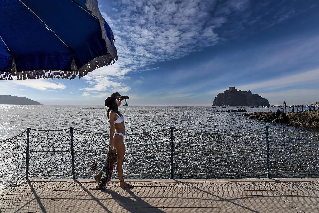 Beach, Excelsior Belvedere Hotel & Spa, Naples