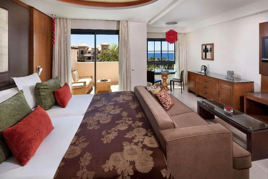 Double or Twin SIDE SEA VIEW Room, Gran Melia Palacio de Isora, Tenerife