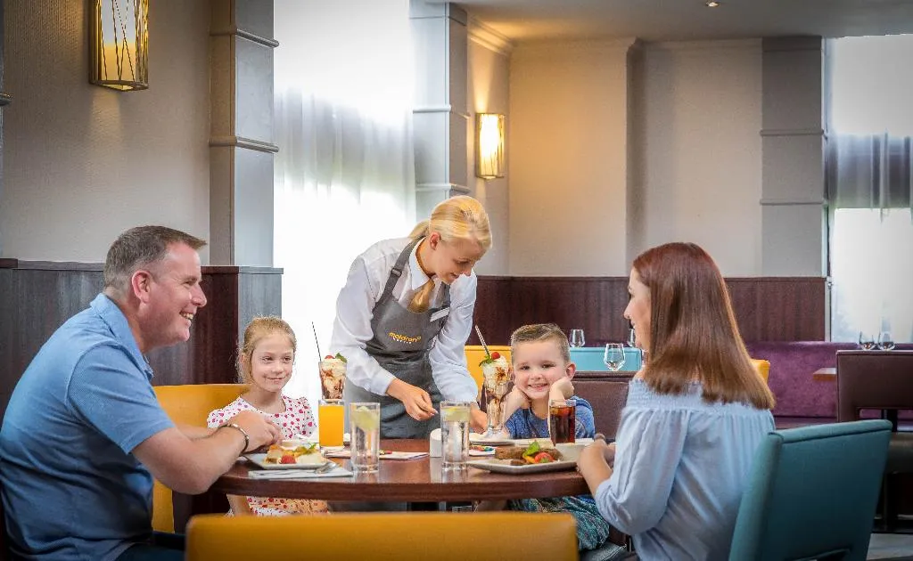 Restaurant, Maldron Hotel Newlands Cross, Dublin