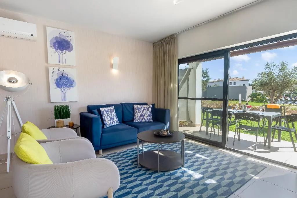 TOWNHOME TWO BEDROOMS Room, Quinta do Algarvio Village, Algarve
