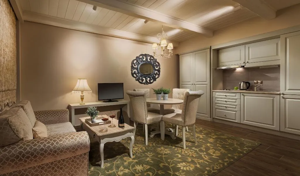 Room, Kyniska Palace Conference & Spa, Athens