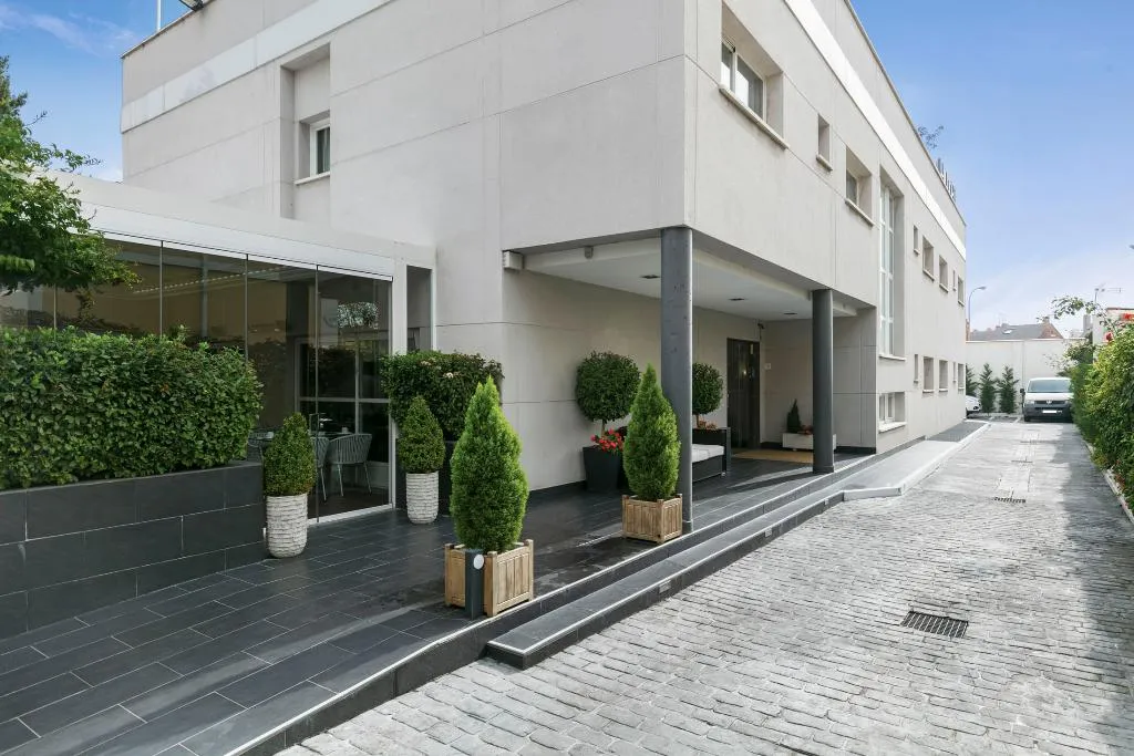 General view, Globales Acis & Galatea Hotel, Madrid