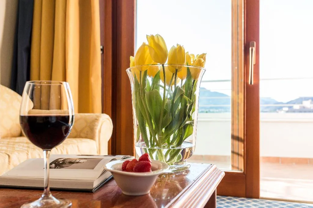 JUNIOR SUITE CAPACITY 4 Room, Galzignano Resort Terme & Golf - Hotel Splendid, Venice