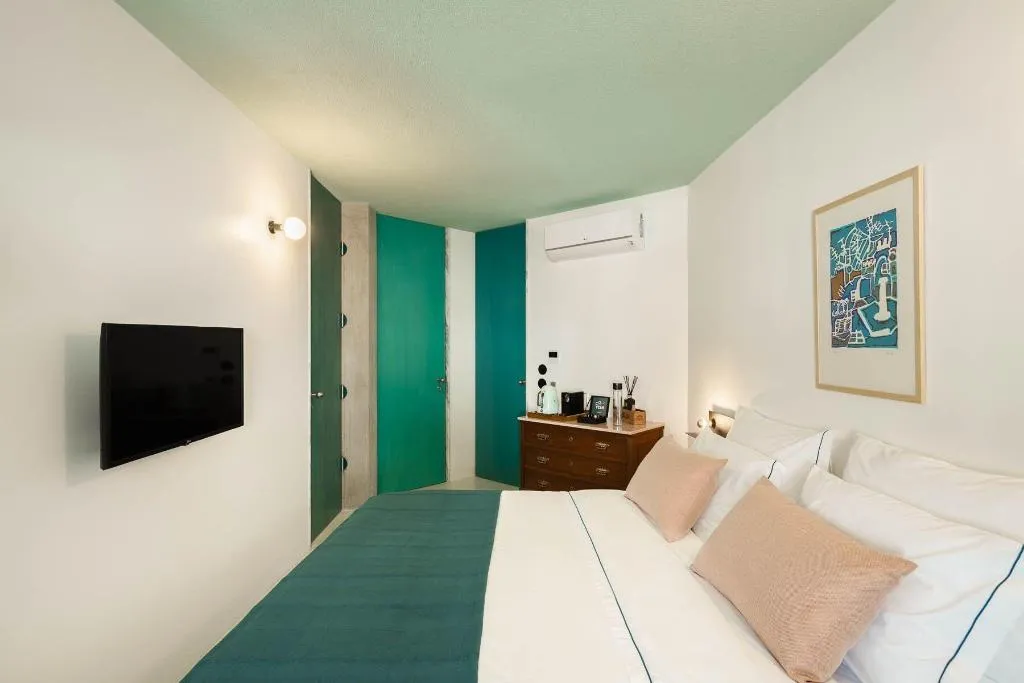 Room, Covelo The Original Rooms And Suites, Porto