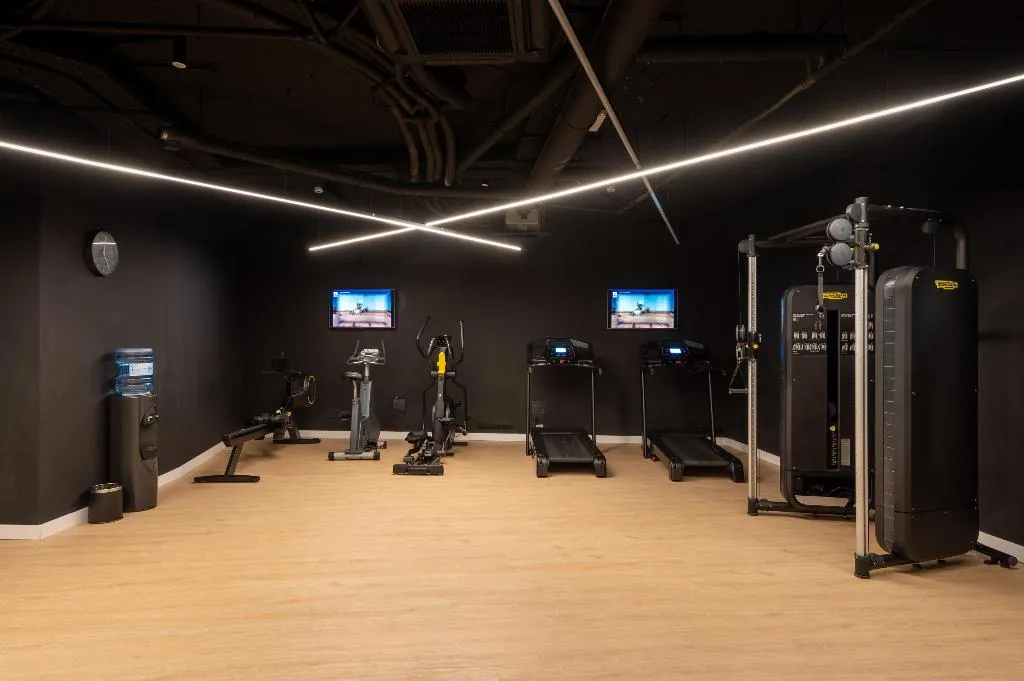 Sports and Entertainment, Sesimbra Oceanfront Hotel, Lisbon