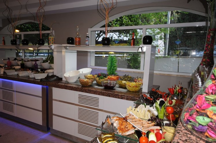 Caprice Beach Hotel instead of Luna Beach Deluxe Hotel, Dalaman