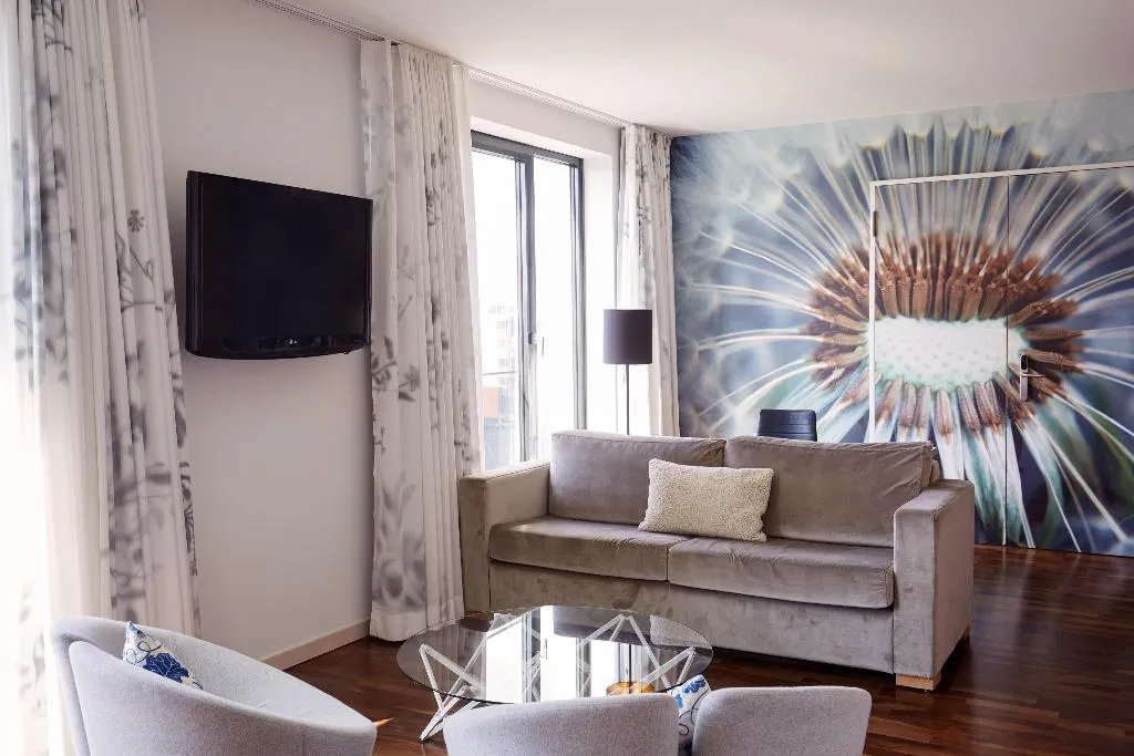 SUITE SUPERIOR Room, Scandic Berlin Potsdamer Platz, Berlin