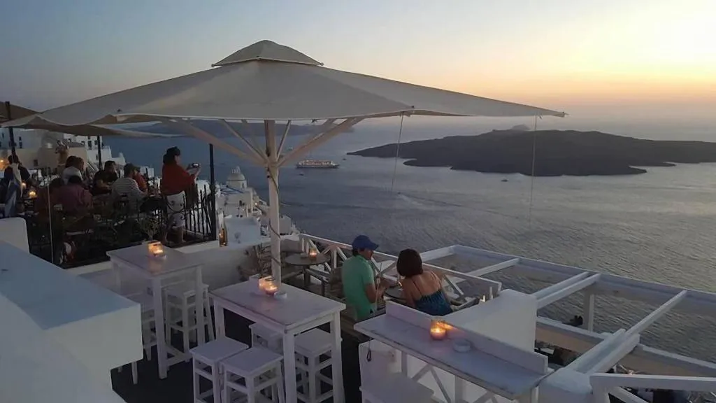 Sports and Entertainment, Pleasure Beachside Studios, Santorini