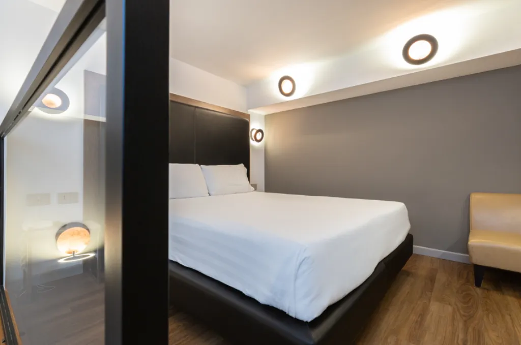 JUNIOR SUITE STANDARD Room, Al Manthia Hotel, Rome