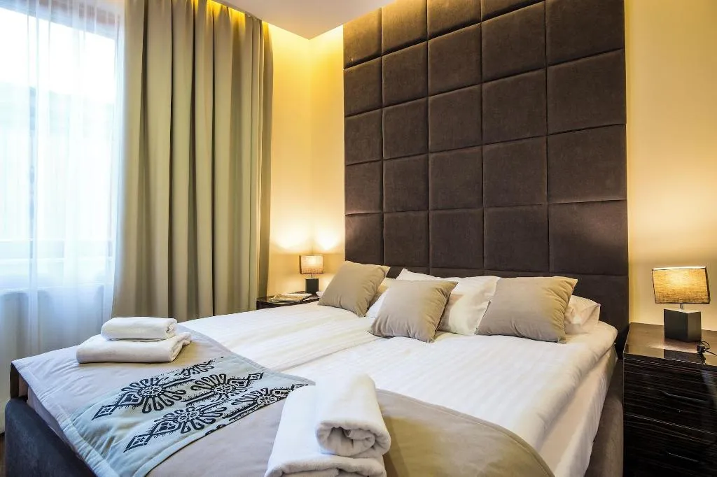 Room, ApartHotel Giewont, Krakow