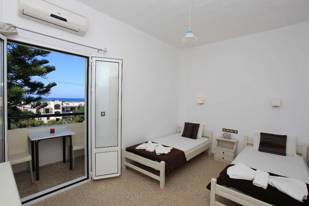 APARTMENT SUPERIOR CAPACITY 3 Room, Iraklis, Crete