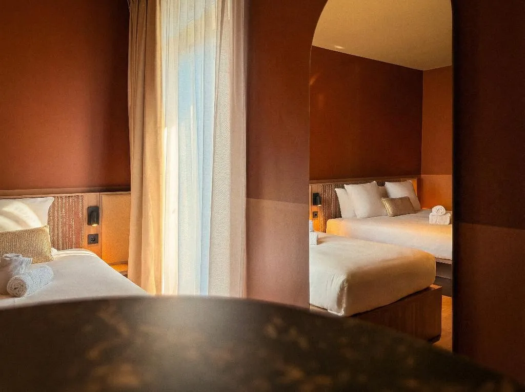 TRIPLE COMFORT Room, De Pijp Boutique Hotel, Amsterdam