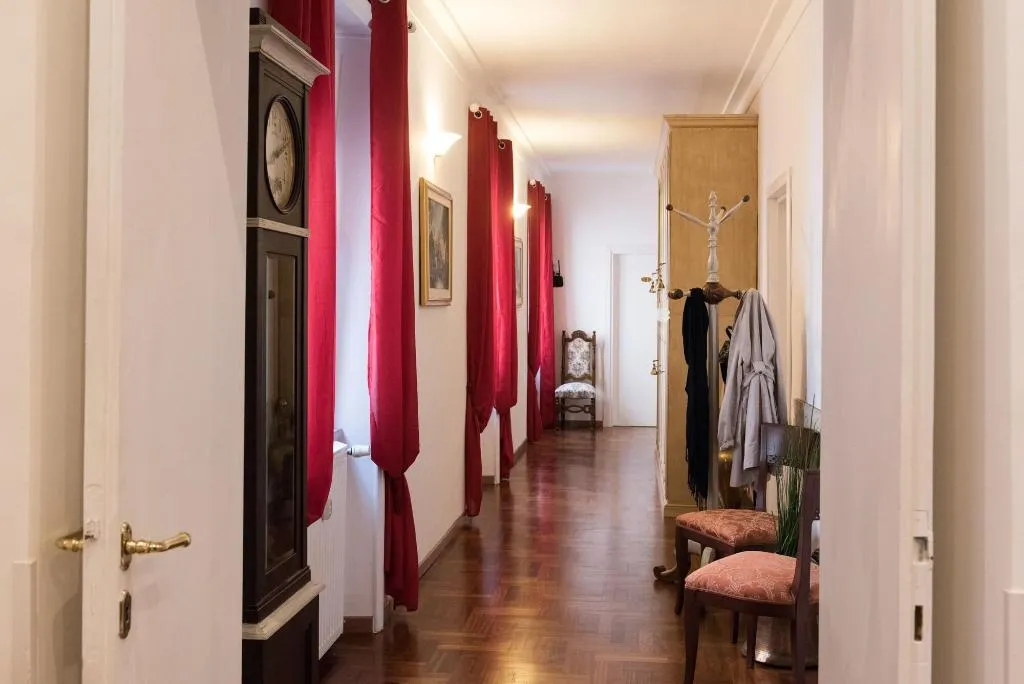Lobby, Domus Giulia, Rome