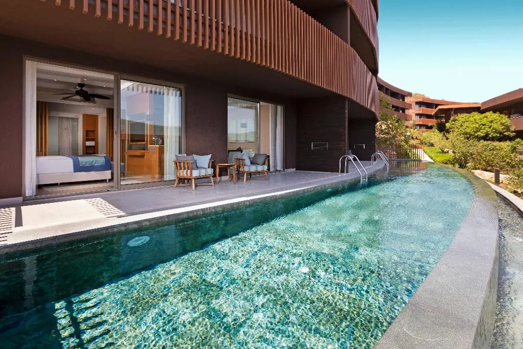 DOUBLE DELUXE Room, Titanic Luxury Collection Bodrum, Bodrum