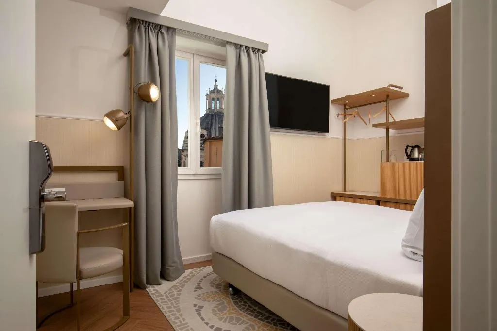 DOUBLE PREMIUM Room, Cosmopolita Hotel Rome, Tapestry Collection by Hil, Rome