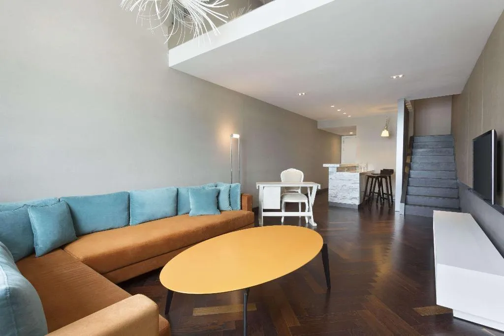 SUITE QUEEN SIZE BED Room, Ramada Hotel & Suites Kemalpasa Izmir, Izmir