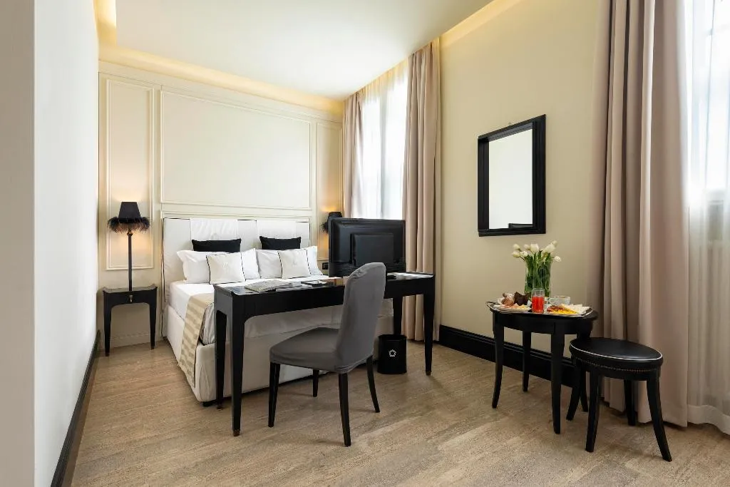 DOUBLE SUPERIOR Room, Profumo Maison Colosseo, Rome