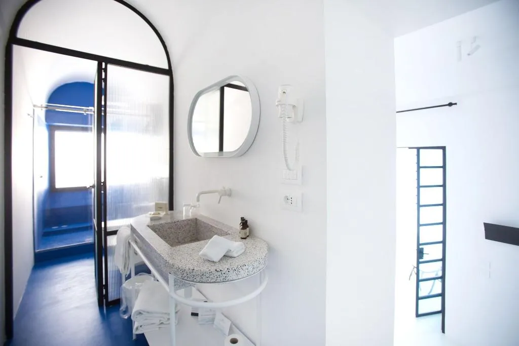 Room, Miramare Sea Resort and Spa, Naples