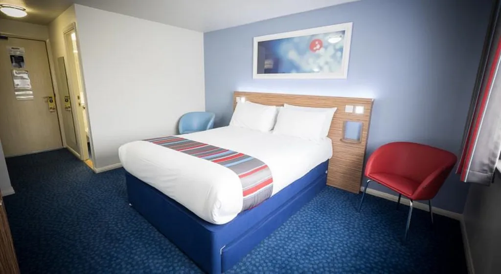 DOUBLE STANDARD Room, Travelodge Phoenix Park, Dublin