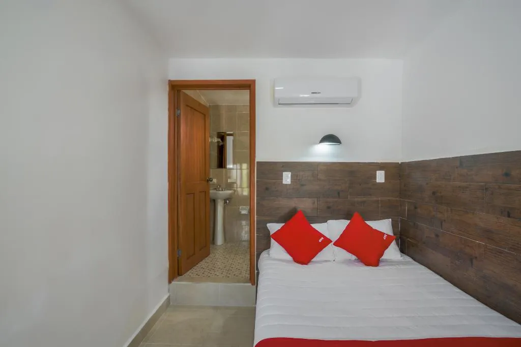 SINGLE STANDARD Room, OYO Hotel Palma Real, Cancun Area
