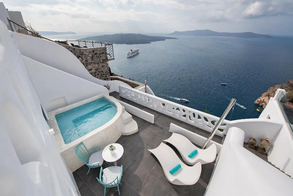 SUITE WITH JACUZZI Room, Athina Luxury Suites, Santorini