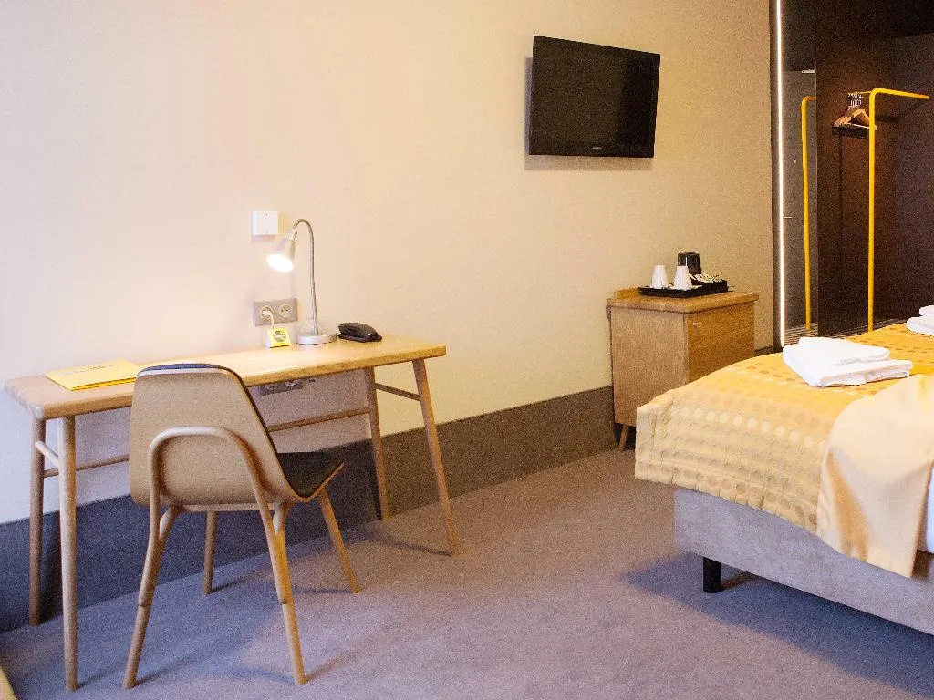 Double or Twin ANNEX Room, Hotel Golf Prague, Prague