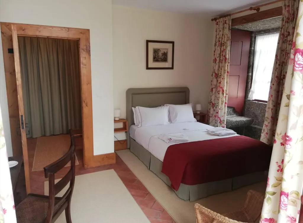 Double or Twin STANDARD Room, Casa da Portela de Sampriz, Porto