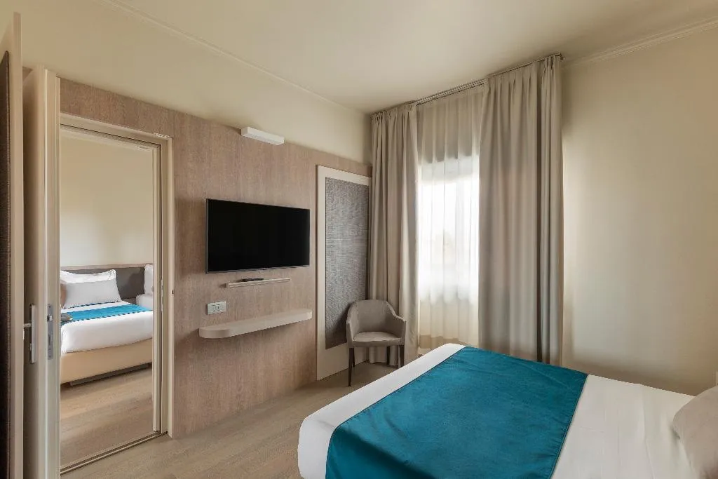 Room CONNECTING ROOM Room, Living Hotel Milano, Milan