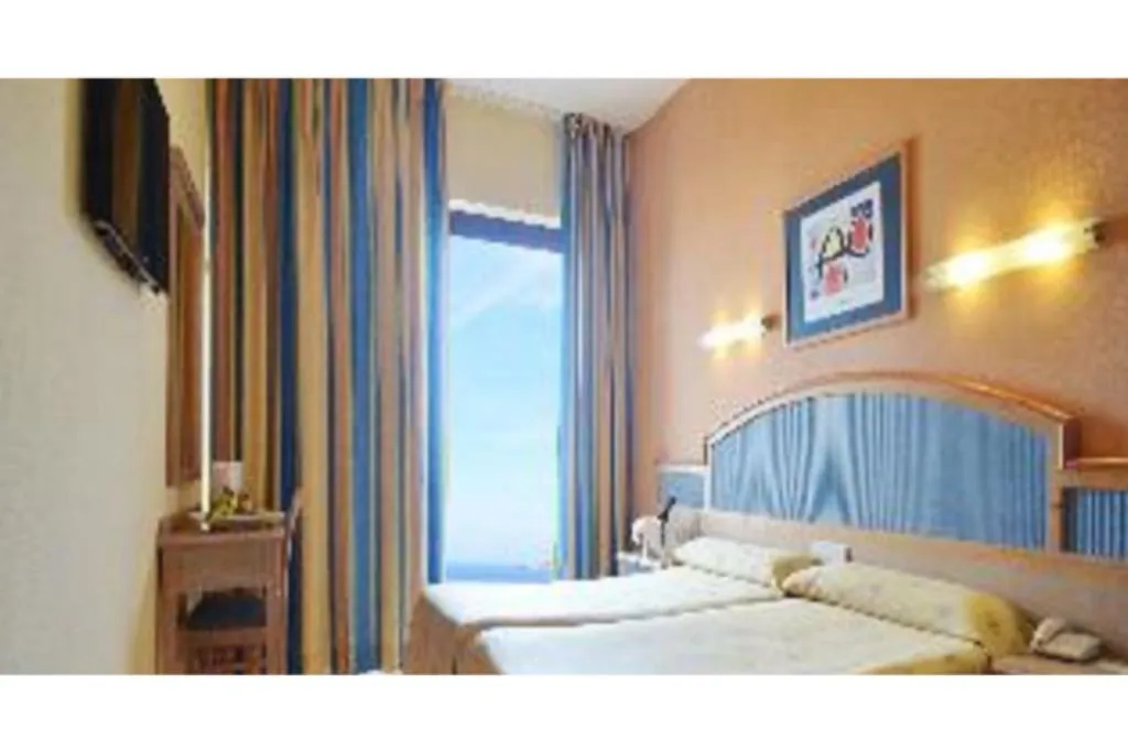 Double or Twin STANDARD Room, AzuLine Hotel Bergantin, Ibiza