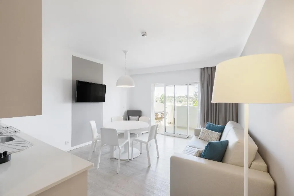 APARTMENT PREMIUM TWO BEDROOMS Room, AlvorMar Apartamentos Turisticos, Algarve