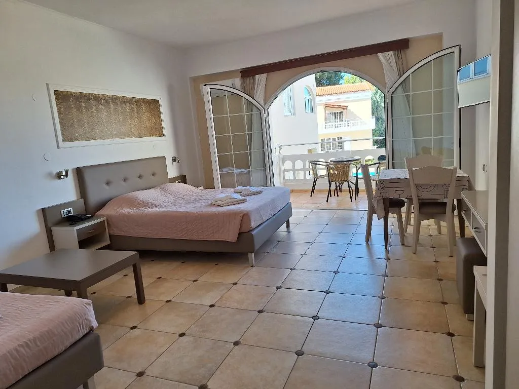 STUDIO TWO BEDS Room, Perla Beach, Crete