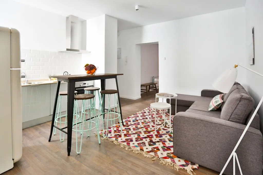 APARTMENT DELUXE TWO BEDROOM Room, Urban Vida Calatrava, Madrid