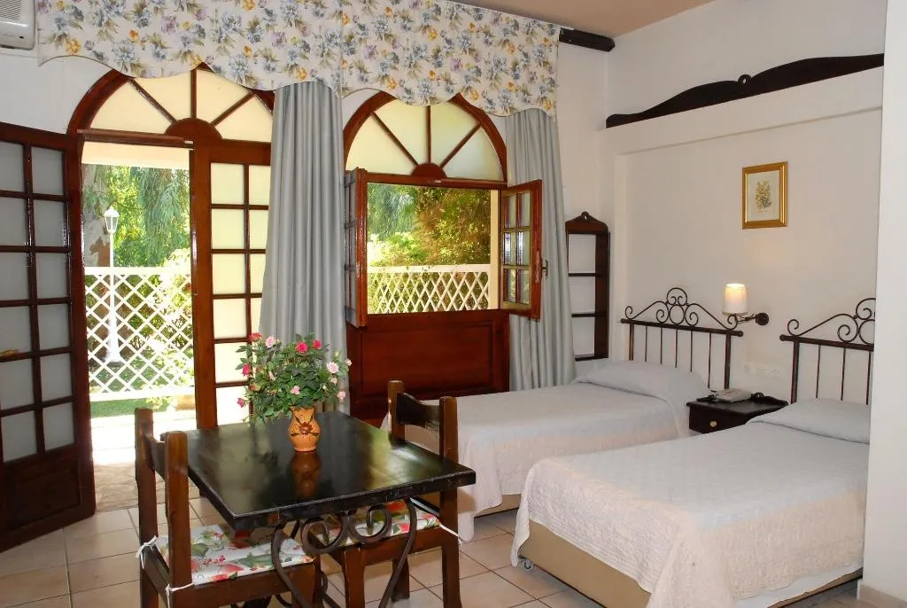 Room, Spiti Prifti, Corfu